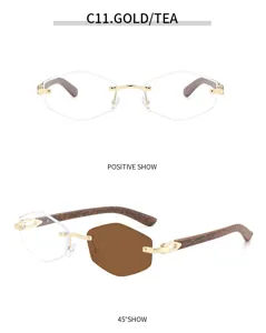 Detailaufnahme einer randlosen Sonnenbrille mit Holzmaserung und goldenen Metalldetails.