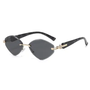 Gafas de sol sin montura con corte de diamante para mujer, elegantes y de moda urbana.