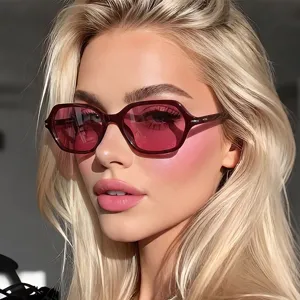 Retro Quadratische Sonnenbrille Damen Herren Kleiner Rahmen Mode Brillen Trendy Geometrische PC Rahmen AC Linse UV400 Outdoor Party Brille