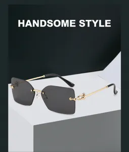 Lunettes de soleil carrées sans monture pour femmes, verres dégradés, branches métal.