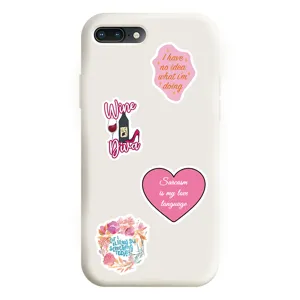 Vista dettagliata adesivi con citazioni sarcastiche, sticker impermeabili per cover di smartphone.
