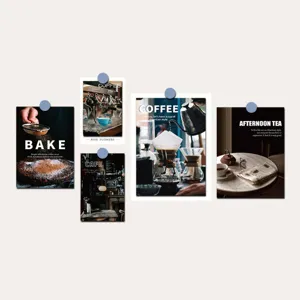 Gedetailleerd overzicht van koffie thema decoratieve wandkaarten, gezellige café kunstprints.