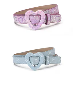 Ceinture scintillante pour enfant avec boucle cœur, accessoire mode et tendance.