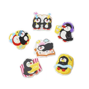 Niedliches Cartoon Pinguin Acryl Brosche Set, schöne Abzeichen für Schultaschen und Geschenke.