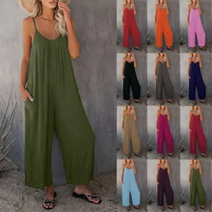Anzeige verschiedener Farboptionen für den Damen-Jumpsuit mit Spaghettiträgern und weitem Bein