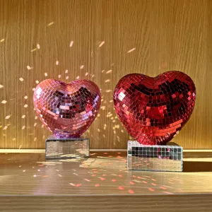 Disco Herz Spiegel Ornament, reflektierende Valentinstag Party Heimdeko Tischaufsatz.