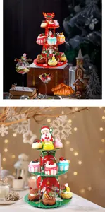Vista dettagliata del supporto per cupcake natalizio in carta con esposizione di dolci festivi.