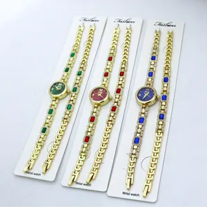 Luxus Damen Quarzuhr Und Armband Strass Eingelegt Gold Überzogene Legierung Mode Kleines Zifferblatt Armbanduhr Für Damen