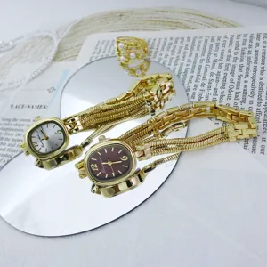 Reloj de pulsera de cuarzo para mujer moda oro esfera pequeña aleación casual detalle
