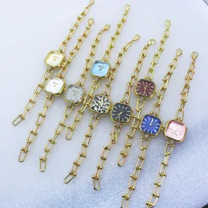 Damen quadratisches Zifferblatt Quarzuhr mit goldfarbenem U-Glied-Armband Modeuhr.