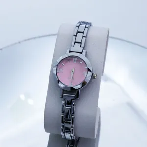 Orologio da polso al quarzo da donna argento con quadrante rotondo rosa e cinturino a catena elegante