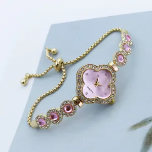 Orologio a Bracciale con Quadrifoglio e Strass per Donna Elegante Movimento al Quarzo in Lega con Catena Regolabile Gioielli Regalo