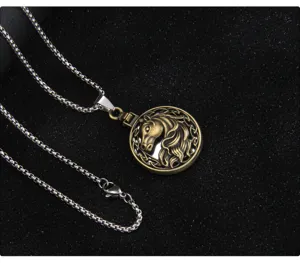 Vintage Round Horse Head Stainless Steel Necklace Creative Openable Mirror Pendant Jewelry