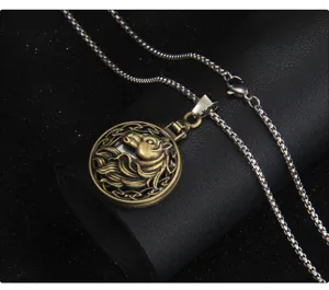 Vintage horse head necklace stainless steel pendant retro creative accessory jewelry