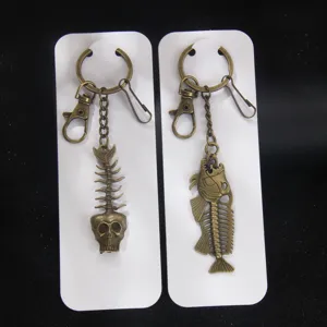 Retro Bronze Legierung Metall Fischgräte Schlüsselanhänger Übertrieben Gothic Totenkopf Fisch Skelett Tasche Auto Anhänger Schlüsselring Für Herren Damen Schmuck Geschenk