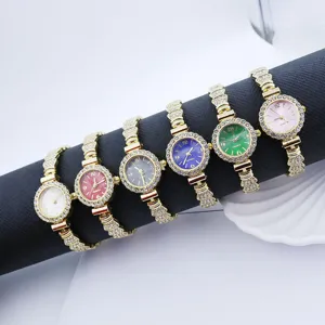 Damen Strass Quarz Uhr Armband Set mit bunten Zifferblättern, elegantes Modeaccessoire.