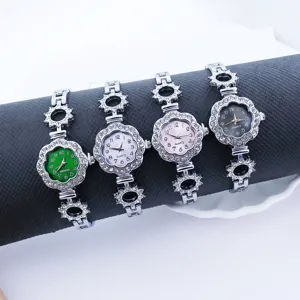 Set orologio al quarzo con strass da donna, elegante orologio bracciale con quadrante floreale.
