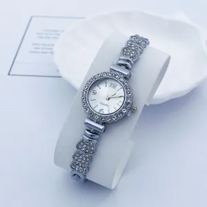 Damen Quarz Uhr elegante Strass Armbanduhr silber metallisch Modischer Zeitmesser