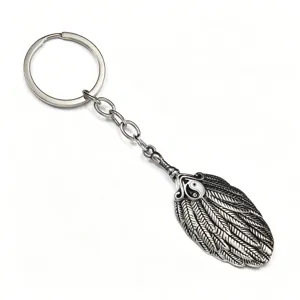 Vintage Chinese style Yin-Yang Bagua fan metal keychain for car keys and fashion bags.