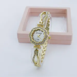 Women quartz watch elegant floral rhinestone gold bracelet wristwatch daily fashion gift accessories