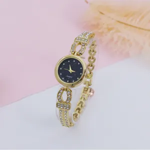 Women quartz watch luxury starry dial rhinestone bracelet wristwatch fashion accessory gifts