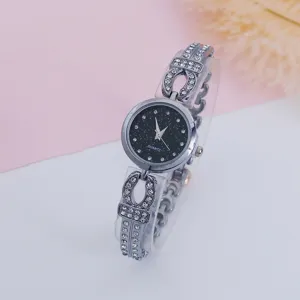 Women fashion rhinestone quartz watch starry dial bracelet watch luxury silver wrist watch