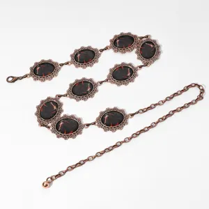 Vintage koperkleurige paard patroon metalen taille ketting riem accessoire