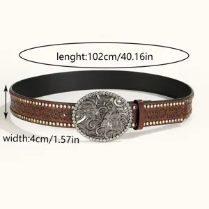 Vue détaillée de la ceinture en cuir marron style western avec strass et boucle métal.