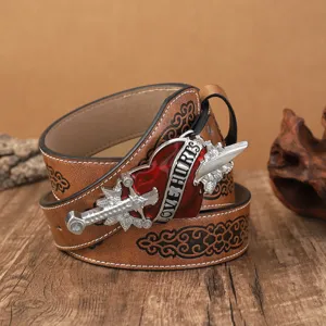 Cintura de cuero PU estilo retro punk con hebilla metal daga a través del corazón