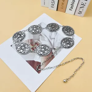 Chaine de taille en metal argente vintage boho medaillon rond carve ceinture pour femme