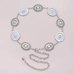 Chaîne de taille en métal argenté pour femme, ceinture style bohème vintage avec fleurs.