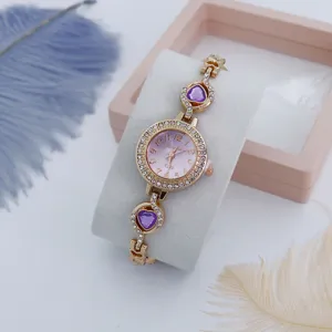Stijlvolle dames quartz horloge met paarse hart stenen en strass elegante chique armband