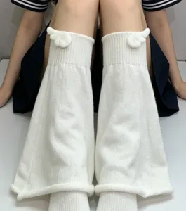 Weiße gestrickte Beinwärmer mit Engelsflügeln, Lolita JK Uniform Stiefelsocken für Damen.