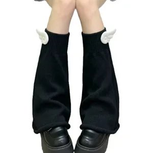 Schwarze gestrickte Stulpen mit süßen weißen Flügeln, Lolita JK Stil süße Winterbeinwärmer