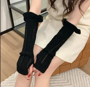 Black knitted arm warmers lolita style fingerless gloves ruffles long sleeves sun protection