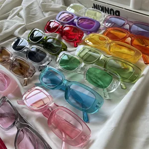 Modische bunte Jelly-Rahmen Sonnenbrille retro rechteckige Brille fuer Damen Herren