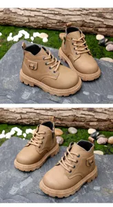 Gedetailleerde weergave van bruine kinder Martin boots met een antislip rubberen zool