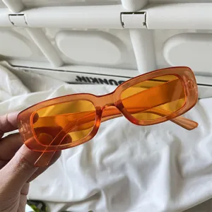 Retro rechteckige Jelly Sonnenbrille für Damen Herren, orange Fassung Streetwear.