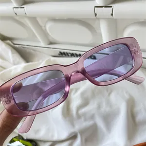 Rechteckige Gelee-Farbe Sonnenbrille Retro Hip-Hop Mode Sonnenglaeser fuer Damen