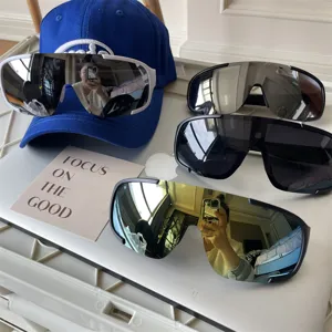 Große Shield Sonnenbrille für Outdoor Radfahren, Wandern und winddichte Sportarten.