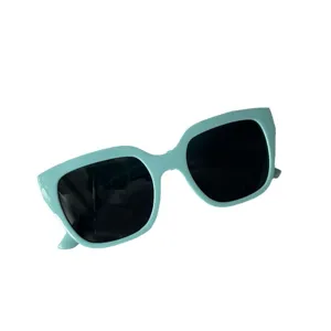 Koreanische quadratische blaugrüne Rahmen Sonnenbrille für Damen modischer Sonnenschutz