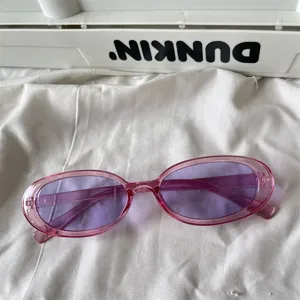 Bonbonfarbene transparente ovale Sonnenbrille Y2K Retro lila Linsen Sonnenschutz Brille