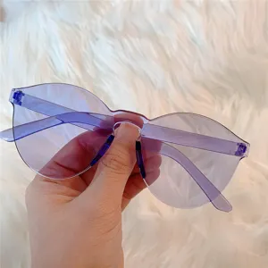 Lila Katzenauge Sonnenbrille Detailansicht, stilvolle rahmenlose Sonnenbrille für Damen.