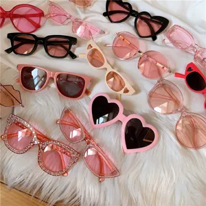 Modische rosa Herz Sonnenbrille Vintage süße schräge Sonnenbrillen ästhetische Streetwear Brille
