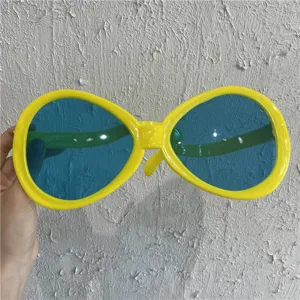 Riesige lustige Party Sonnenbrille gelber Rahmen blaue Gläser Neuheit Brille für Festival