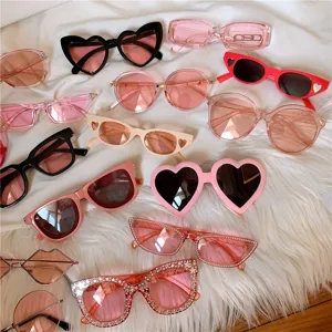 Süsse rosa Herz Katzenauge Sonnenbrille Retro Mode Trend Streetwear schicke Sonnenbrille