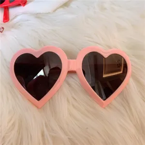 Rosa Herz Sonnenbrille Damen süße Vintage Sonnenbrille trendige Streetwear Brille schick