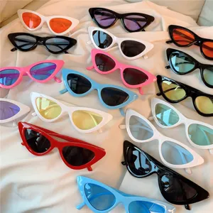 Retro Katzenauge Sonnenbrille fuer Damen Vintage Dreieck Sonnenbrillen bunte Brille