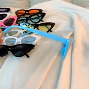 Retro schmale Katzenaugen Sonnenbrille für Damen, trendige Vintage Dreieck Brille