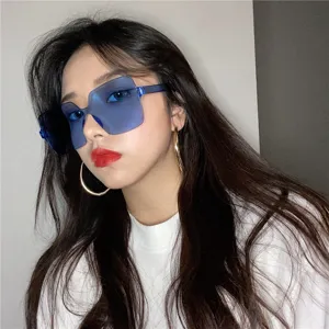 Fashion blue square sunglasses for women, retro trendy sun glasses for street style.